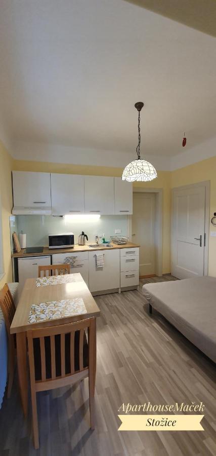 Aparthouse Macek Leilighet Ljubljana Eksteriør bilde
